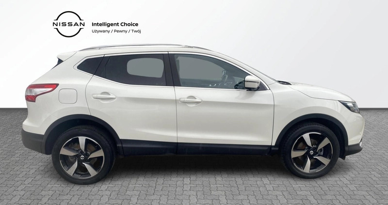 Nissan Qashqai cena 71900 przebieg: 52524, rok produkcji 2017 z Józefów małe 301